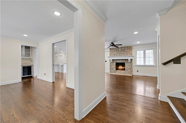 6241 Howe Drive, Fairway, KS 66205