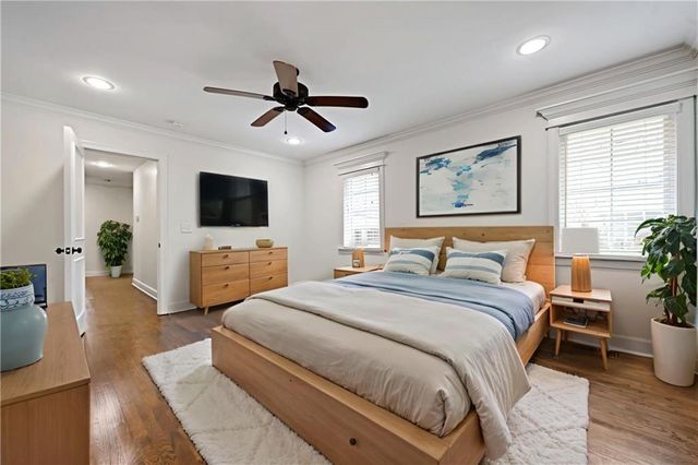 6241 Howe Drive, Fairway, KS 66205