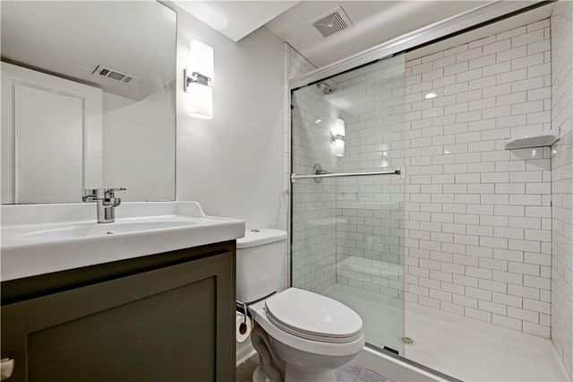 6241 Howe Drive, Fairway, KS 66205