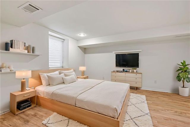 6241 Howe Drive, Fairway, KS 66205