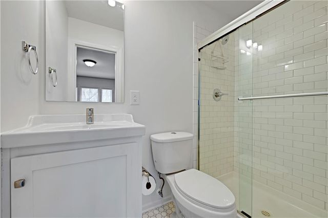 6241 Howe Drive, Fairway, KS 66205