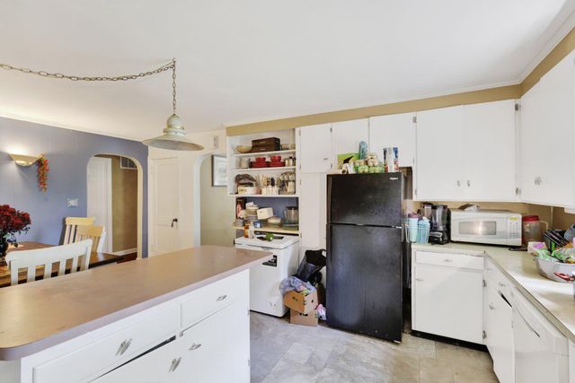 439 S 8TH ST, Chambersburg, PA 17201