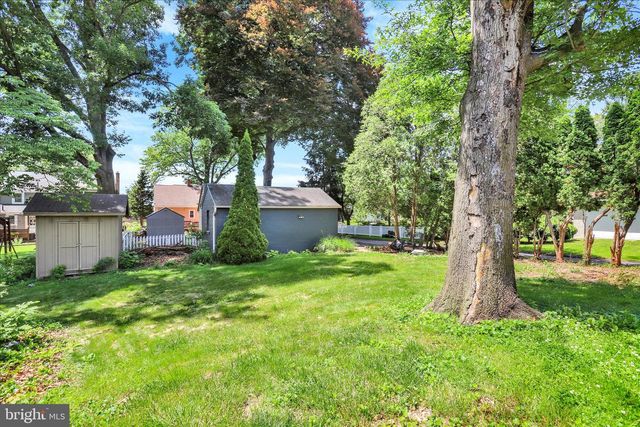 439 S 8TH ST, Chambersburg, PA 17201