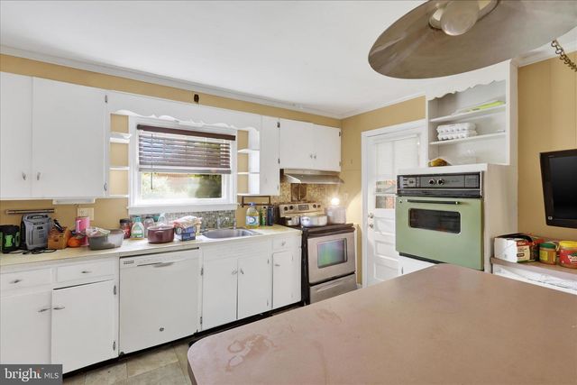 439 S 8TH ST, Chambersburg, PA 17201