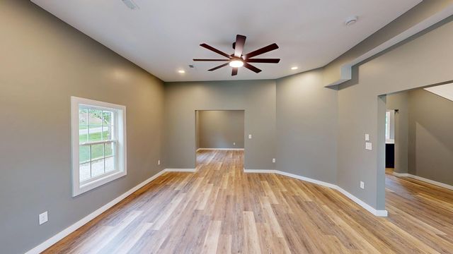 315 Garrett Street, Ferguson, KY 42533