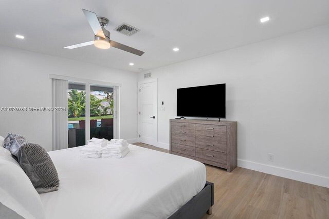 6991 NE 7th Ave 0, Boca Raton, FL 33487