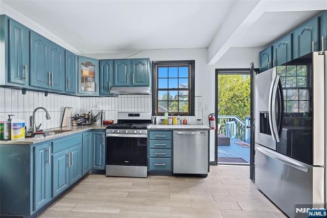 66 Washington Place, East Rutherford, NJ 07073