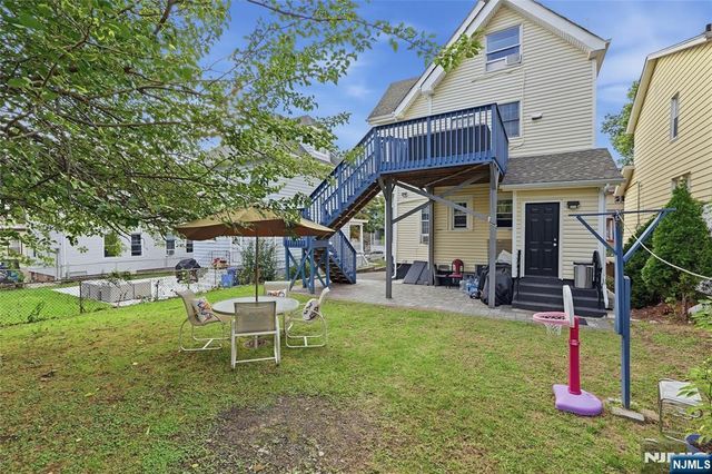66 Washington Place, East Rutherford, NJ 07073
