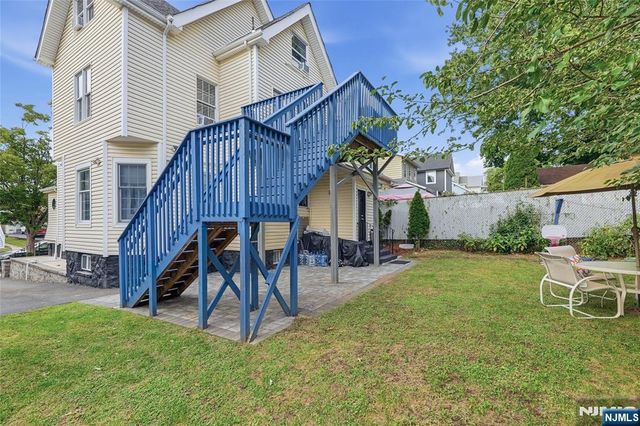66 Washington Place, East Rutherford, NJ 07073