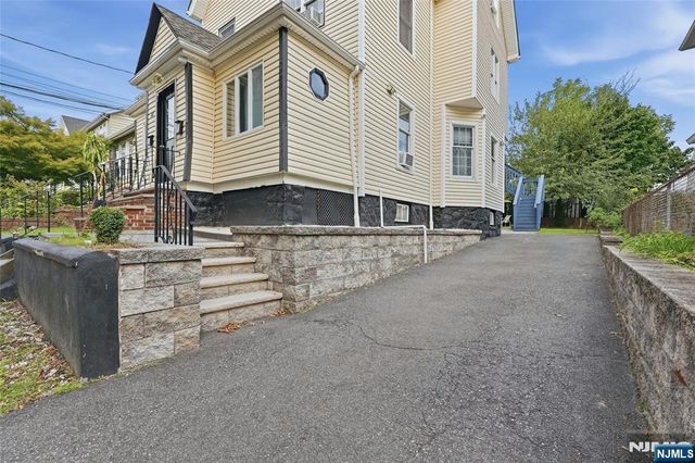 66 Washington Place, East Rutherford, NJ 07073