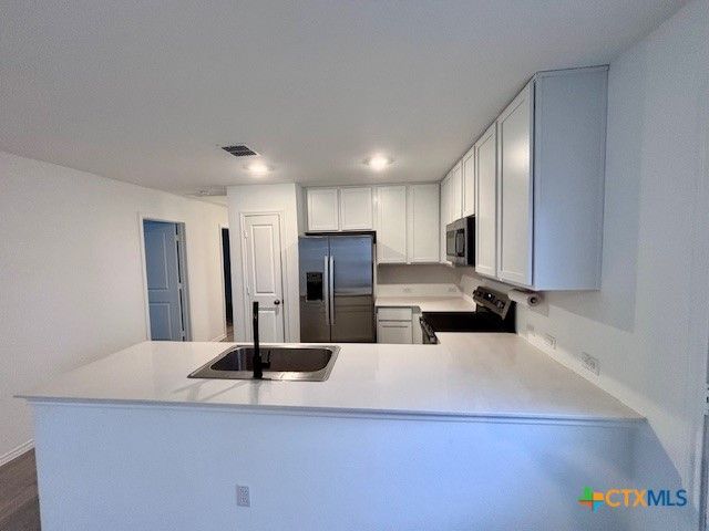 205 Marty Allen Loop, Jarrell, TX 76537