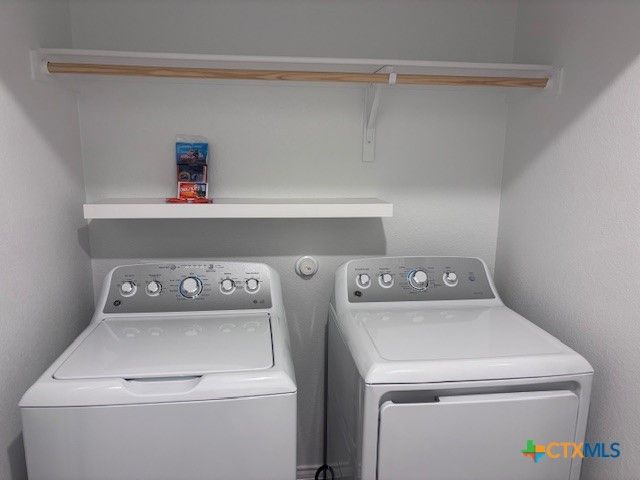 205 Marty Allen Loop, Jarrell, TX 76537