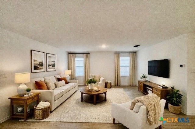 205 Marty Allen Loop, Jarrell, TX 76537