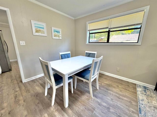 1422 N 61st Ave, Pensacola, FL 32506
