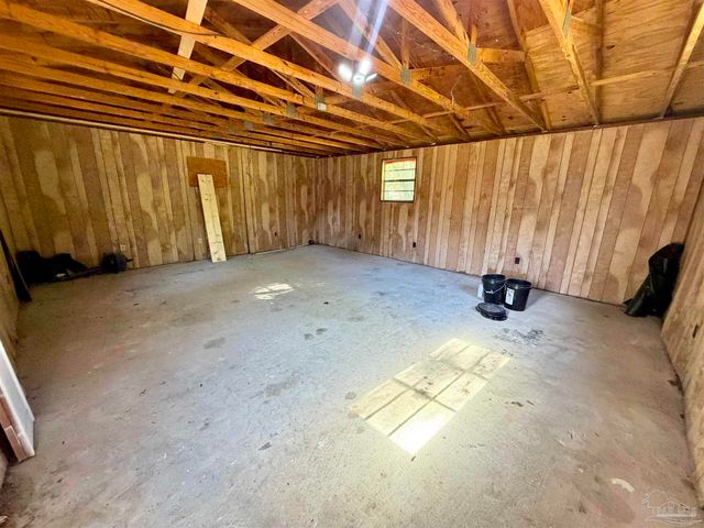 1422 N 61st Ave, Pensacola, FL 32506