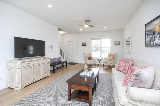 1076 Startown Road, Lincolnton, NC 28092