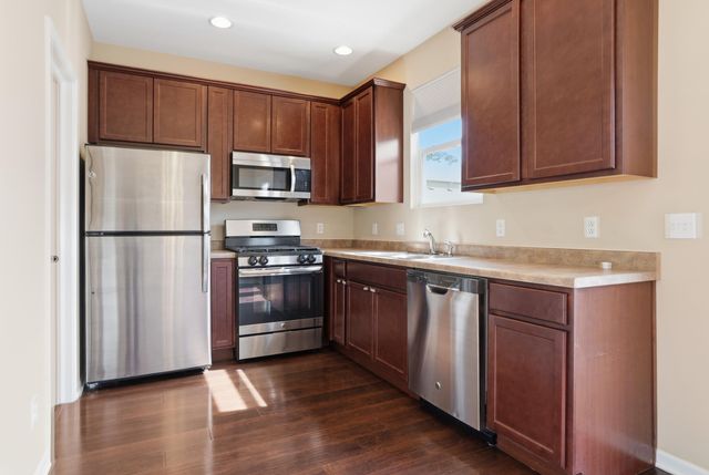 11351 Rhode Island Street, Crown Point, IN 46307