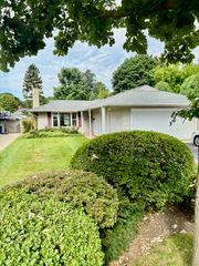 531 Pinecrest Lane, Wilmette, IL 60091