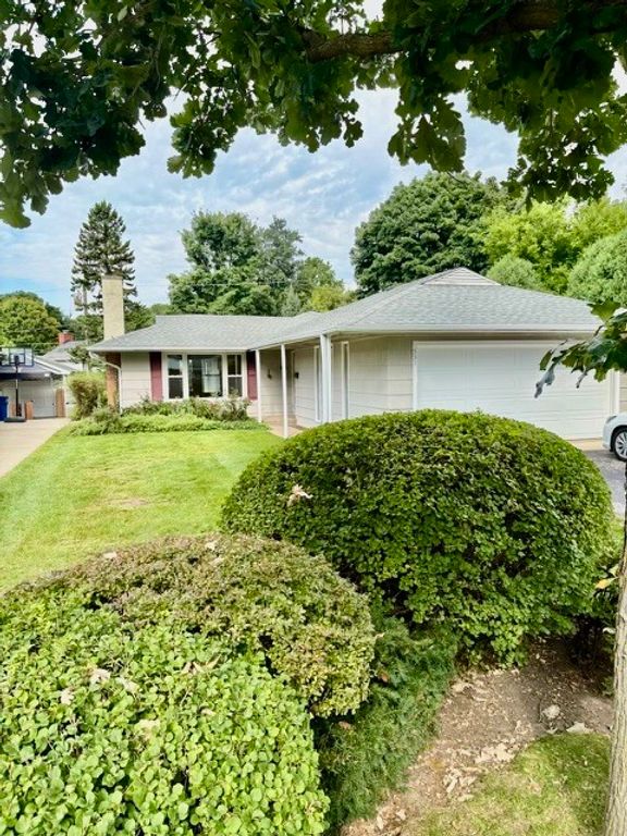 531 Pinecrest Lane, Wilmette, IL 60091