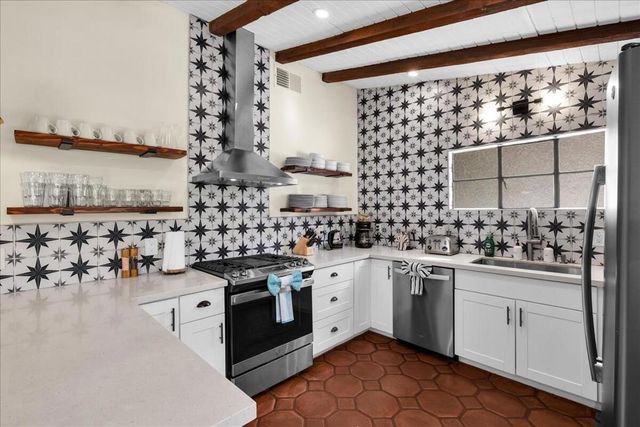 620 S Camino Real, Palm Springs, CA 92264