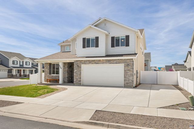 3504 S LAUREL LN, Syracuse, UT 84075