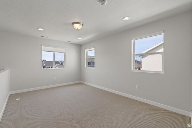 3504 S LAUREL LN, Syracuse, UT 84075