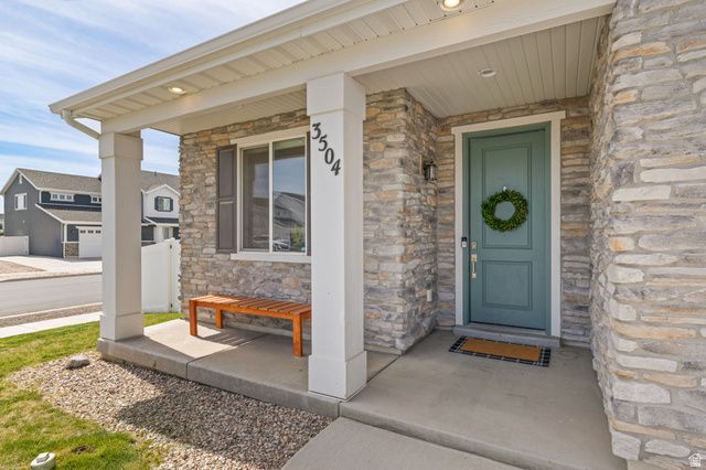 3504 S LAUREL LN, Syracuse, UT 84075