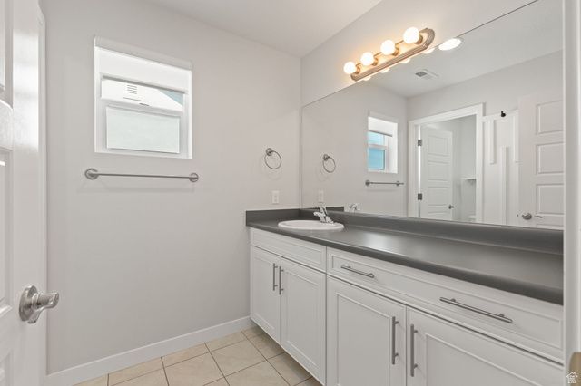3504 S LAUREL LN, Syracuse, UT 84075