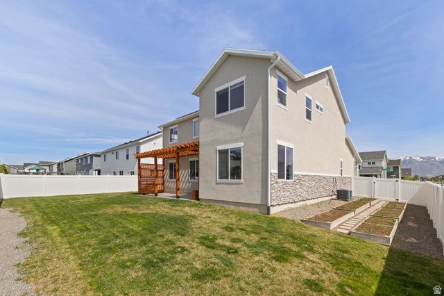 3504 S LAUREL LN, Syracuse, UT 84075