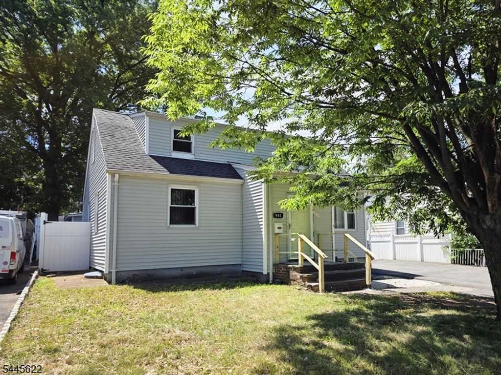951 Liberty Ave, Hillside Twp., NJ 07205 — photo 4
