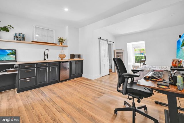 911 E ORANGE ST, Lancaster, PA 17602