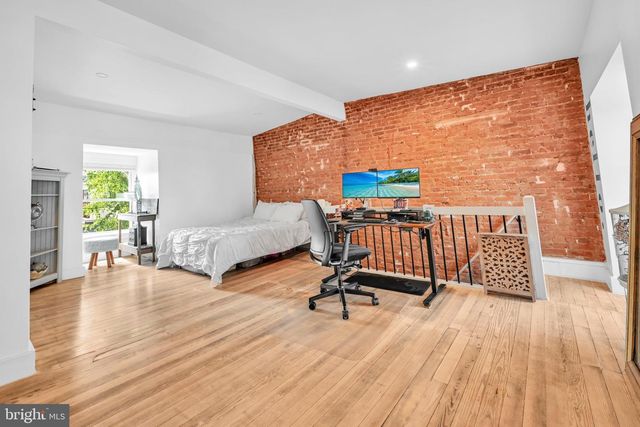 911 E ORANGE ST, Lancaster, PA 17602