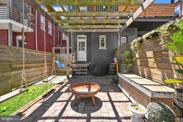 911 E ORANGE ST, Lancaster, PA 17602