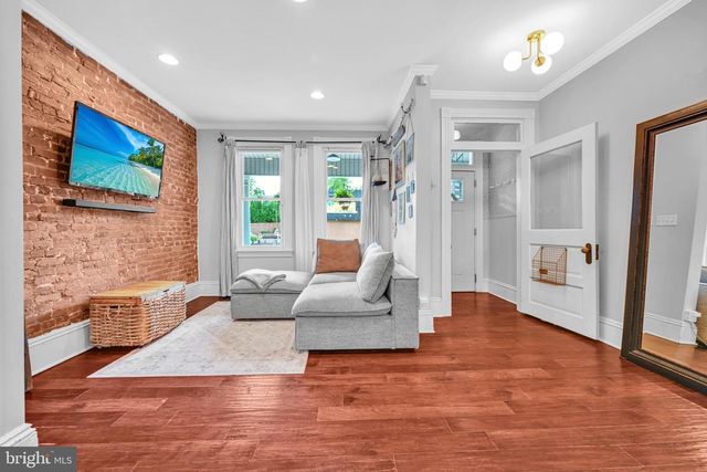 911 E ORANGE ST, Lancaster, PA 17602