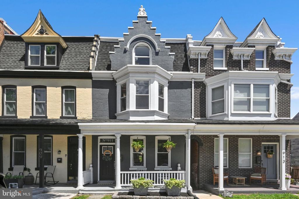 911 E ORANGE ST, Lancaster, PA 17602