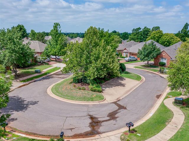 3916 Prairie Hill Court, Edmond, OK 73003
