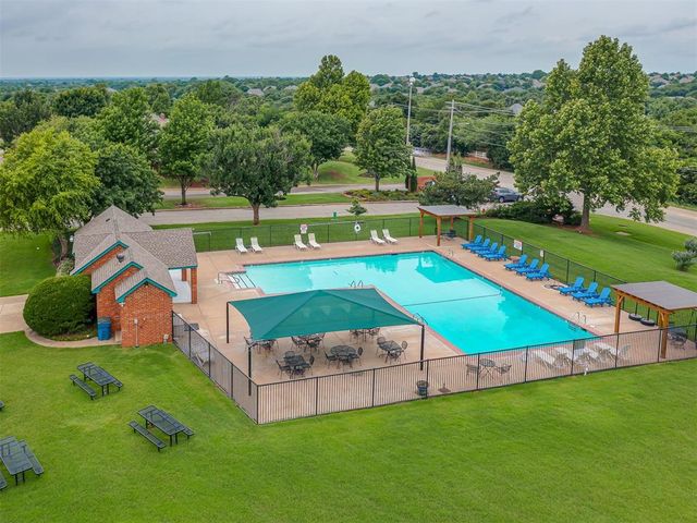 3916 Prairie Hill Court, Edmond, OK 73003
