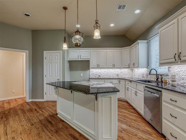 3916 Prairie Hill Court, Edmond, OK 73003