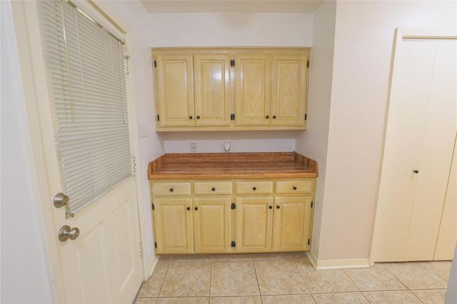 10959 Park Oak Circle, Dallas, TX 75228