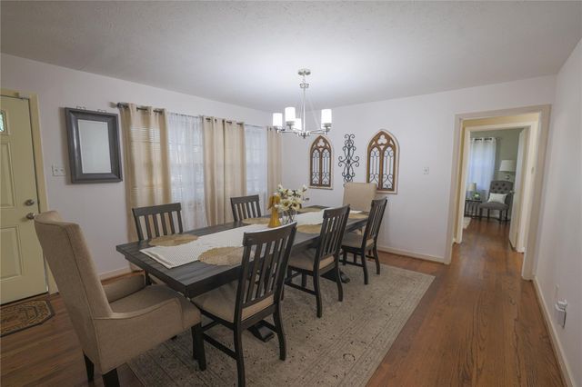 10959 Park Oak Circle, Dallas, TX 75228