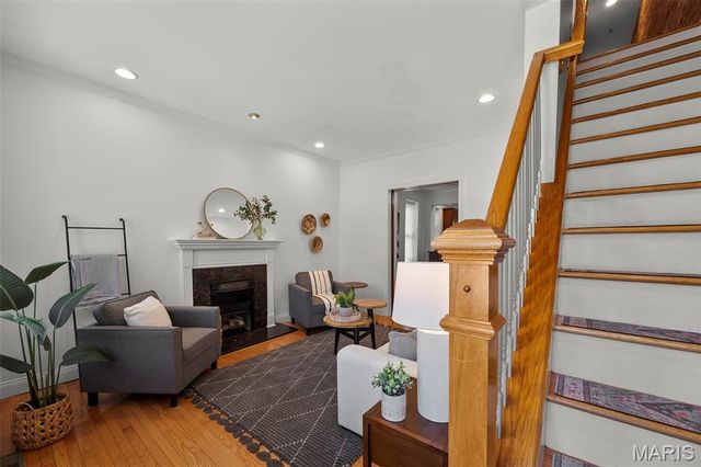 4113 Hartford Street, St Louis, MO 63116