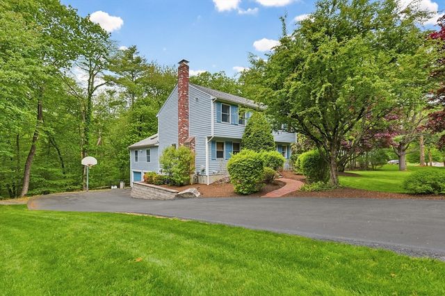 619 Massapoag Ave, Sharon, MA 02067