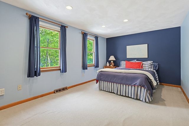 619 Massapoag Ave, Sharon, MA 02067