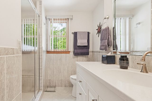 619 Massapoag Ave, Sharon, MA 02067