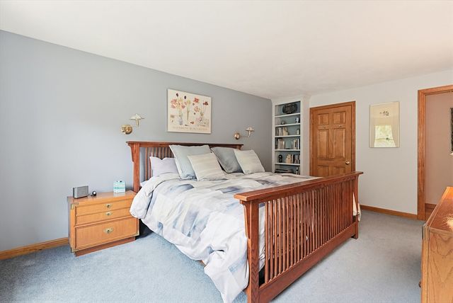 619 Massapoag Ave, Sharon, MA 02067