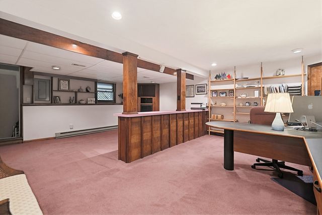 619 Massapoag Ave, Sharon, MA 02067