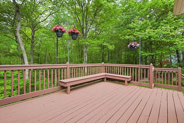 619 Massapoag Ave, Sharon, MA 02067