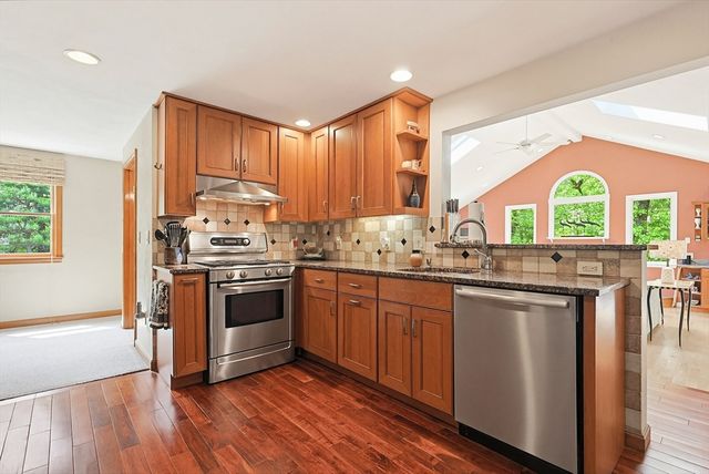 619 Massapoag Ave, Sharon, MA 02067