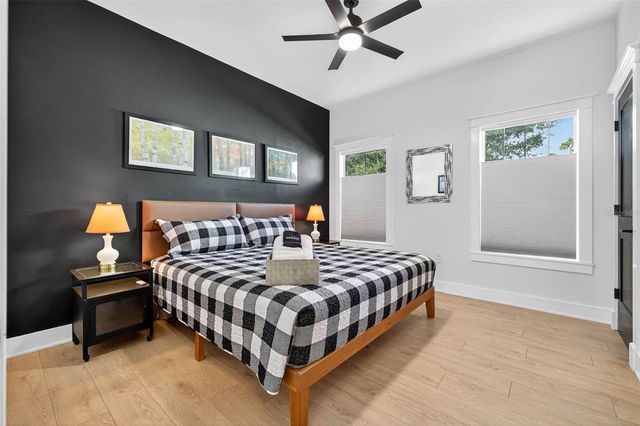 2822 BURLINGTON AVENUE N, St Petersburg, FL 33713