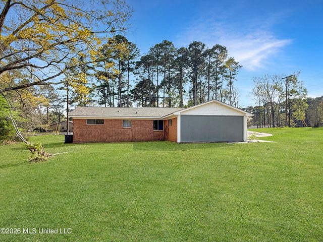 1231 Gunter Road, Florence, MS 39073